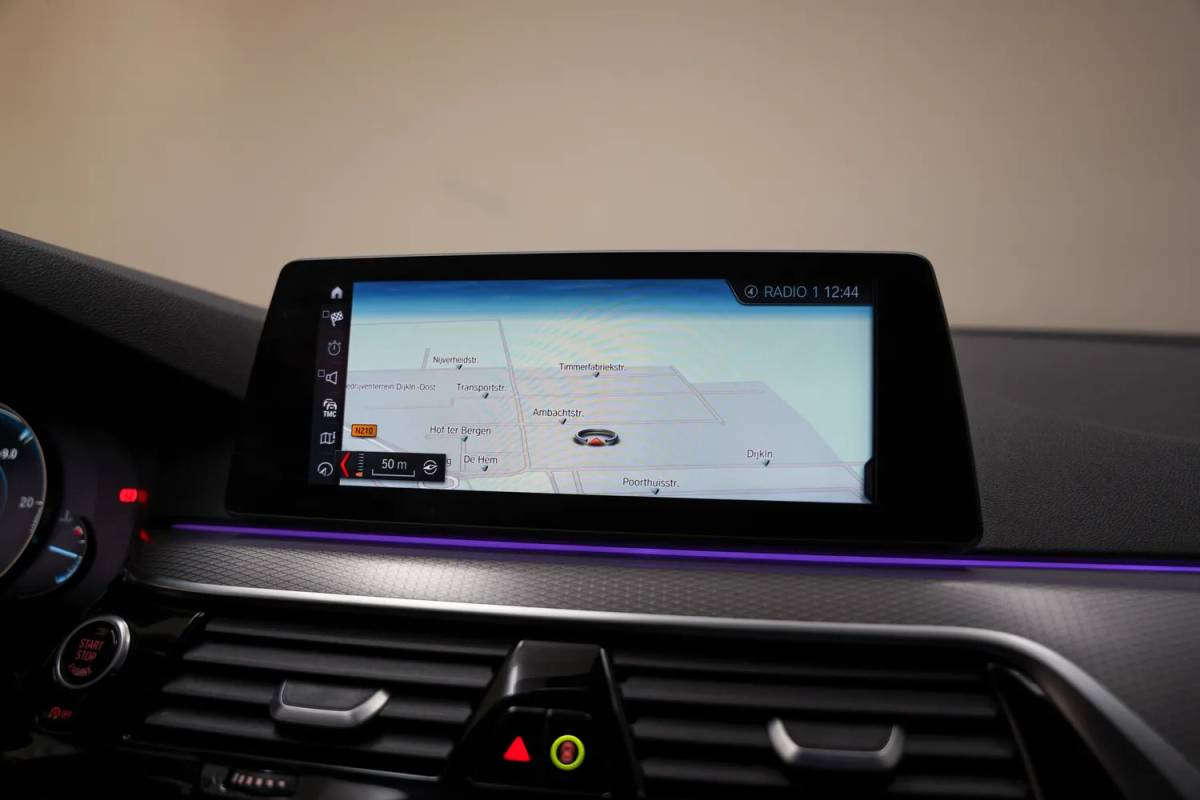 BMW 5 Serie BMW 5-serie 530I High Executive M sport [ Panoramadak Harman / Kardon 360 Camera  ]