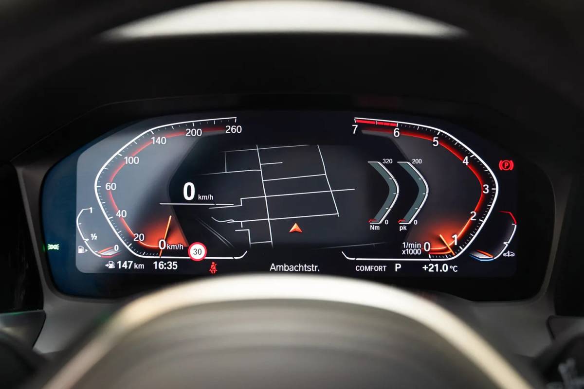 BMW 3 Serie BMW 3-serie TOURING 320i Executive Sport Aut. [ Panoramadak Sportstoelen Live cockpit ]