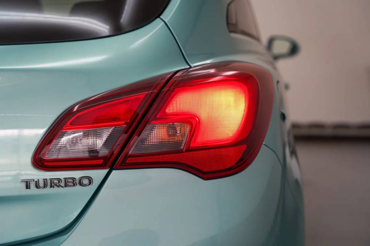 Opel Corsa Opel Corsa 1.0 Turbo Cosmo [ Panoramadak Camera Climate ]