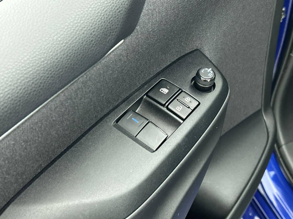 Toyota Yaris Toyota Yaris 1.5 Hybrid Active Auto. Navigatie Apple Carplay/Android Auto Camera Adaptive Cruise Control  Climate Control