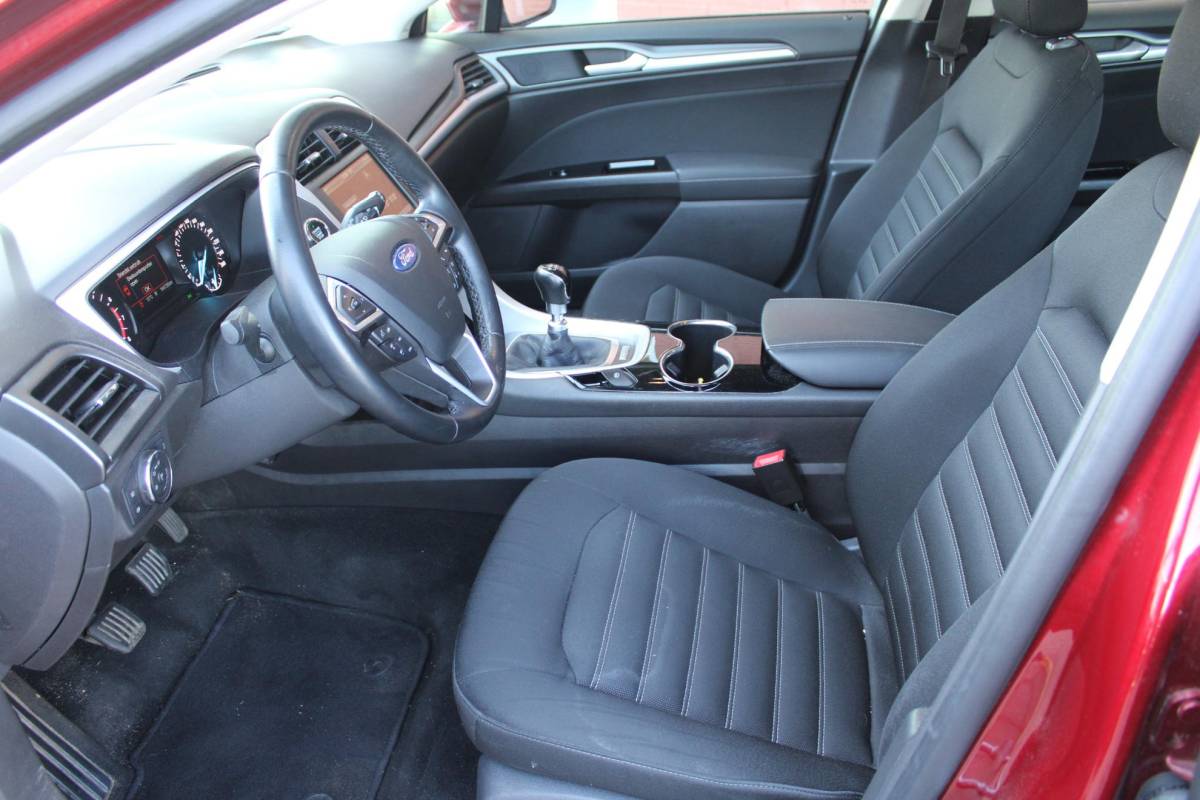 Ford Mondeo Ford Mondeo 1.0 EcoBoost 125 PK Trend | Winterbandenset | Climate Control | Cruise Control | DAB | PDC V+A | Dealeronderhouden