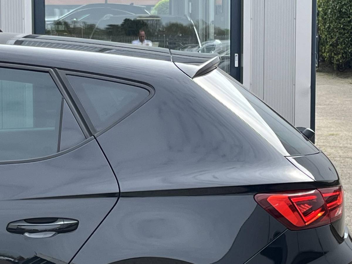 SEAT Leon SEAT Leon 1.5 TSI FR Business Intense | Leder/LED/Navi/Pano.Dak/Clima/Cruise/18″/Stoelverwarming/Apple CarPlay-Android Auto