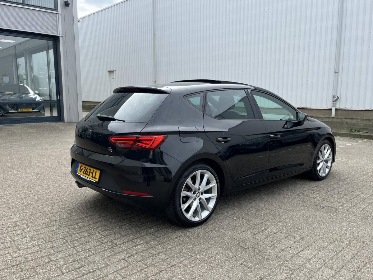 SEAT Leon SEAT Leon 1.5 TSI FR Business Intense | Leder/LED/Navi/Pano.Dak/Clima/Cruise/18″/Stoelverwarming/Apple CarPlay-Android Auto