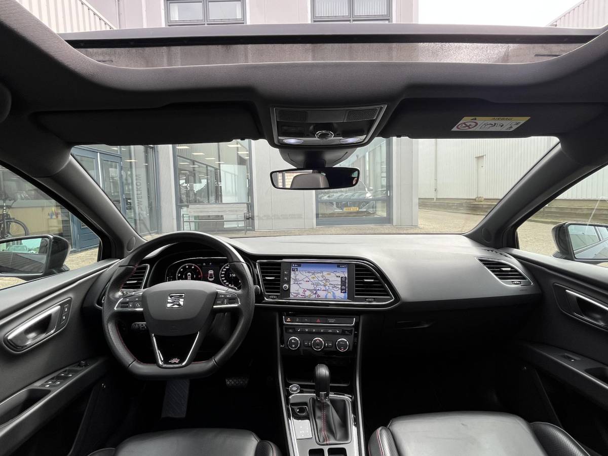 SEAT Leon SEAT Leon 1.5 TSI FR Business Intense | Leder/LED/Navi/Pano.Dak/Clima/Cruise/18″/Stoelverwarming/Apple CarPlay-Android Auto