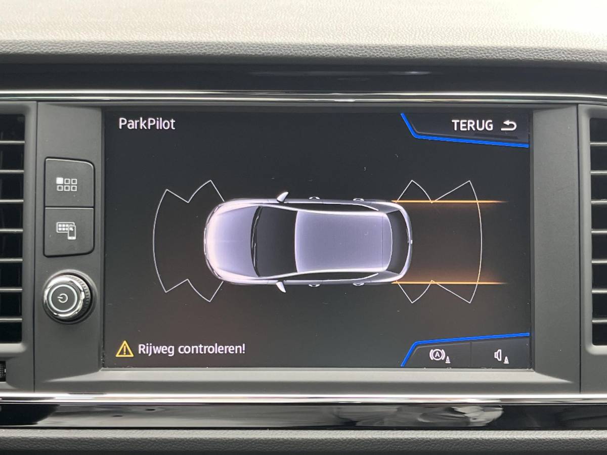 SEAT Leon SEAT Leon 1.5 TSI FR Business Intense | Leder/LED/Navi/Pano.Dak/Clima/Cruise/18″/Stoelverwarming/Apple CarPlay-Android Auto