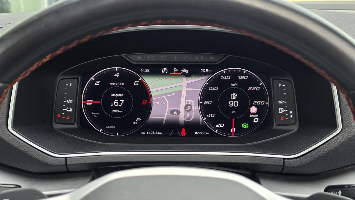 SEAT Tarraco SEAT Tarraco 1.4 TSI e-Hybrid PHEV FR Business Intense | Automaat | Pano | Stoel & Stuurverwarming | Carplay | Trekhaak | 360° camera | BTW