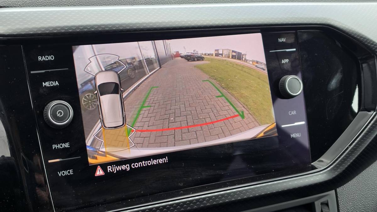 Volkswagen T-Cross Volkswagen T-Cross 1.0 TSI Style | Automaat | Carplay | Stoelverwarming | ACC | Camera