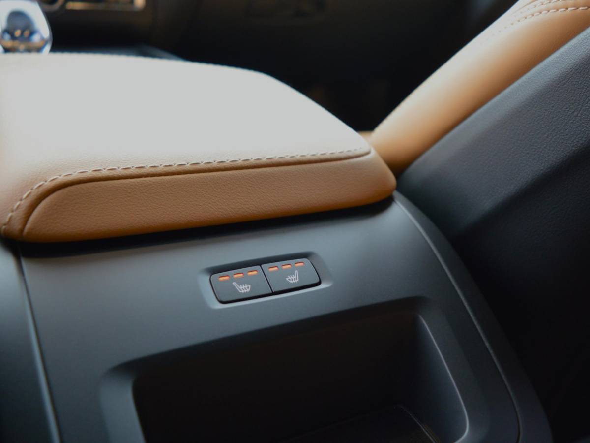 Volvo XC60 Volvo XC60 2.0 T8 Recharge AWD Ultra Dark