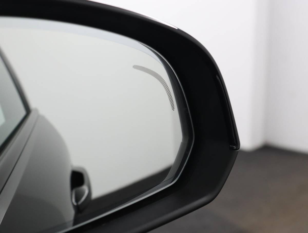 Volvo EX40 Volvo EX40 Twin Motor Performance Ultra Black Edition 82 kWh | NAP | Pano | Harman & Kardon | Memory