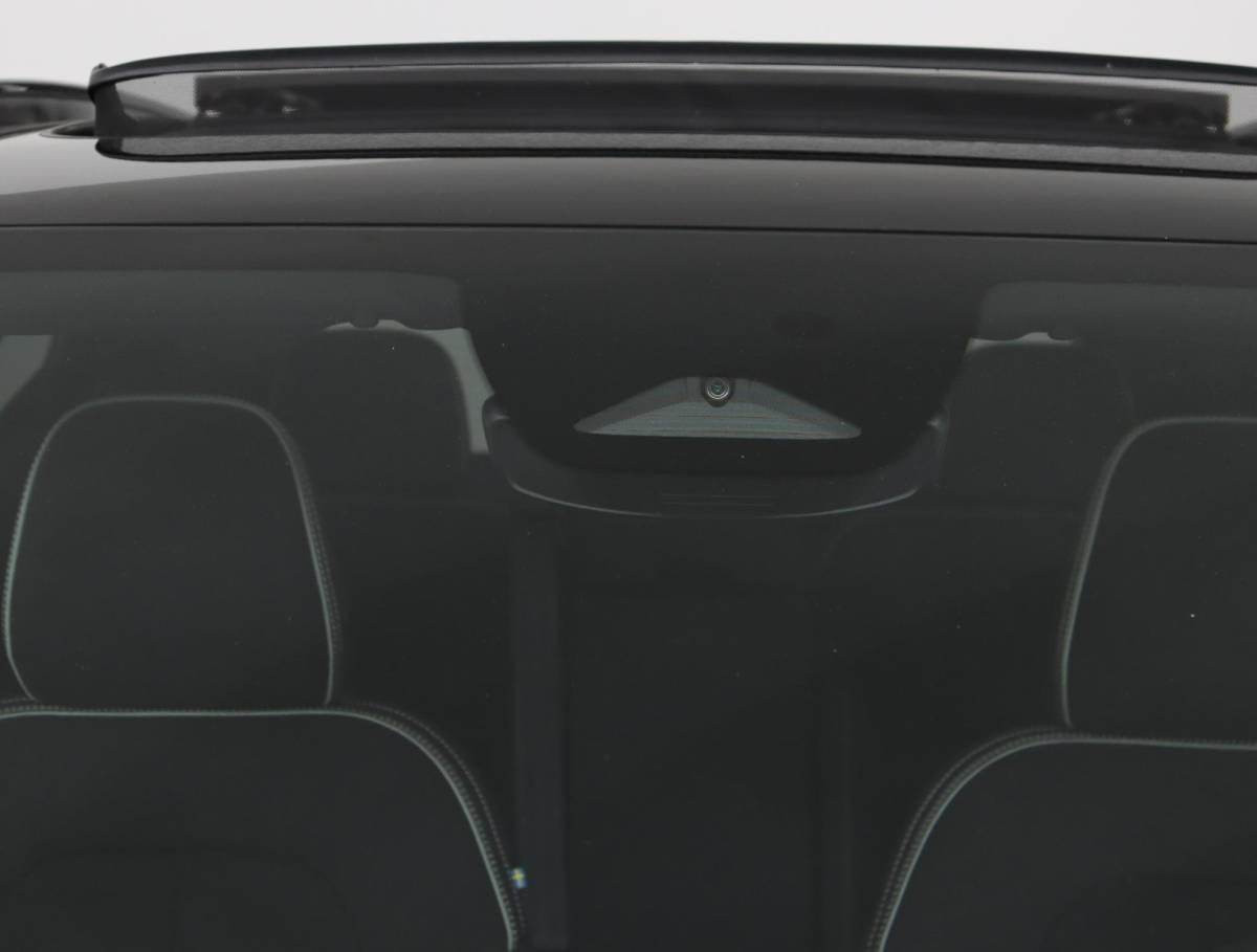 Volvo EX40 Volvo EX40 Twin Motor Performance Ultra Black Edition 82 kWh | NAP | Pano | Harman & Kardon | Memory