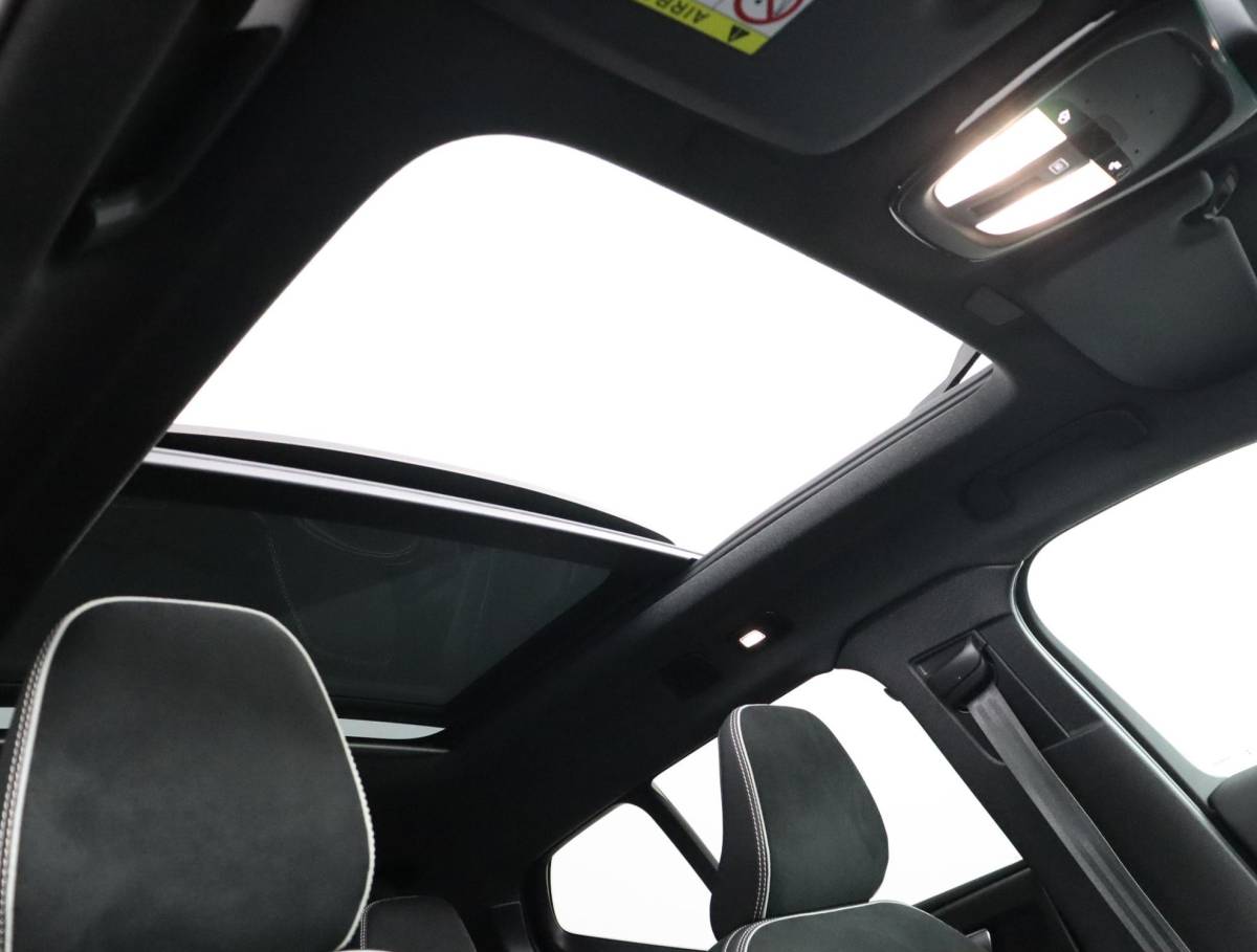 Volvo EX40 Volvo EX40 Twin Motor Performance Ultra Black Edition 82 kWh | NAP | Pano | Harman & Kardon | Memory