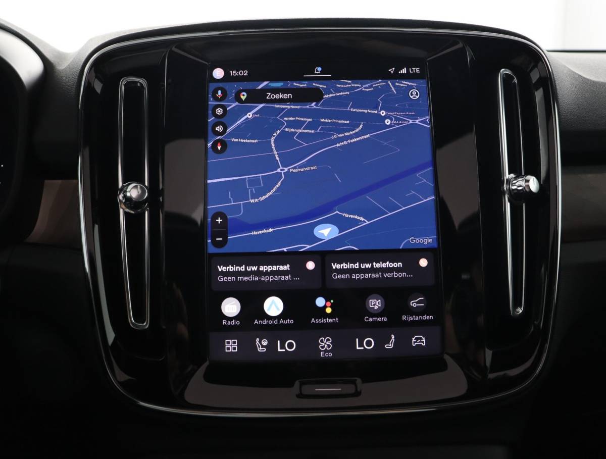 Volvo EX40 Volvo EX40 Twin Motor Performance Ultra Black Edition 82 kWh | NAP | Pano | Harman & Kardon | Memory