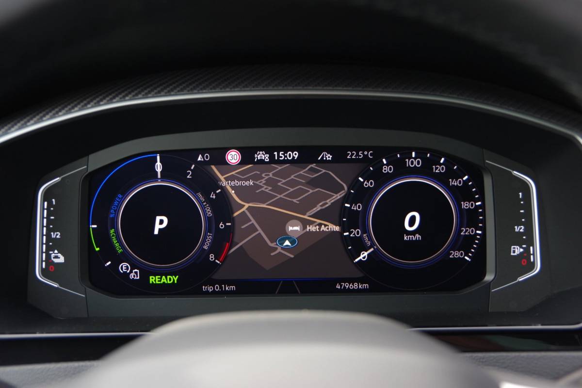 Volkswagen Arteon Volkswagen Arteon Shooting Brake 1.4 TSI eHybrid SOH 93% R-Line Panoramadak 360 Camera Head-up