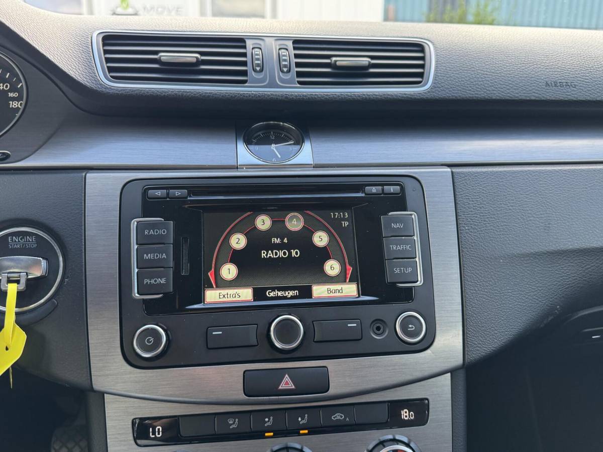 Volkswagen Passat Volkswagen Passat Variant 1.4 TSI 122pk Comfortline | Rijklaar & Nieuwe Ketting | Trekhaak | Cruise | Airco | PDC |