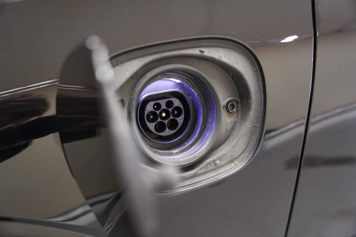 Volvo XC60 Volvo XC60 2.0 T6 Plug-in hybrid AWD Inscription Expr. Aut. [ Panoramadak Leder Apple / Android Stoelen Stuurverwarming cruise Camera ]