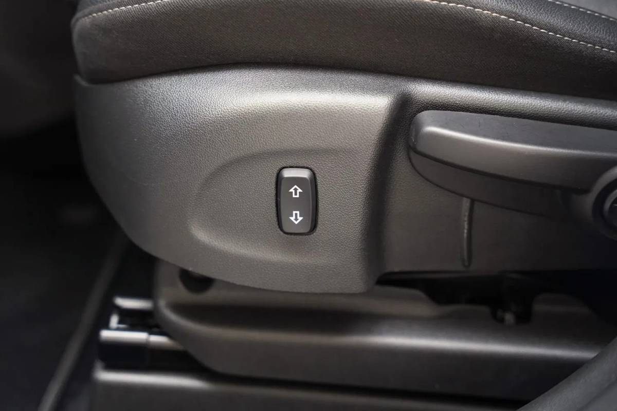 Opel Crossland Opel Crossland 1.2 Turbo Business Edition [ Navi Camera Led Cruise ]