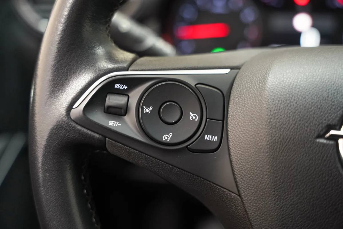 Opel Crossland Opel Crossland 1.2 Turbo Business Edition [ Navi Camera Led Cruise ]