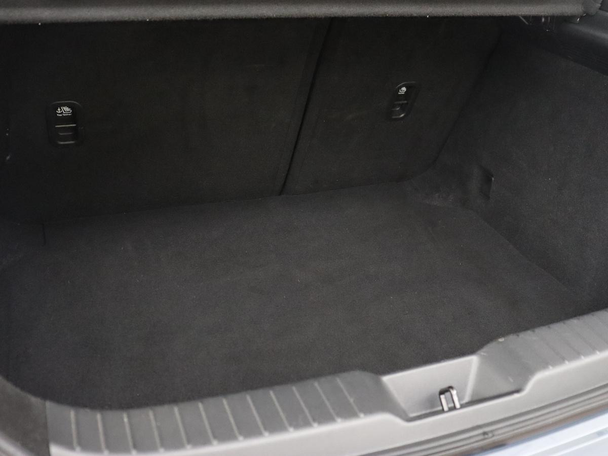 Mazda 3 Mazda 3 2.0 e-SkyActiv-G M Hybrid 150 Homura |  Stoelverwarming | Head-Up | Adaptive cruise | Camera | Carplay | Keyless | Full LED | Navigatie | Dodehoek detectie | 58.800km NAP | Origineel NL