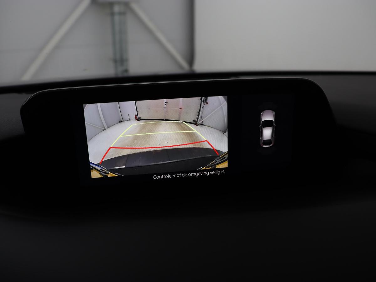 Mazda 3 Mazda 3 2.0 e-SkyActiv-G M Hybrid 150 Homura |  Stoelverwarming | Head-Up | Adaptive cruise | Camera | Carplay | Keyless | Full LED | Navigatie | Dodehoek detectie | 58.800km NAP | Origineel NL