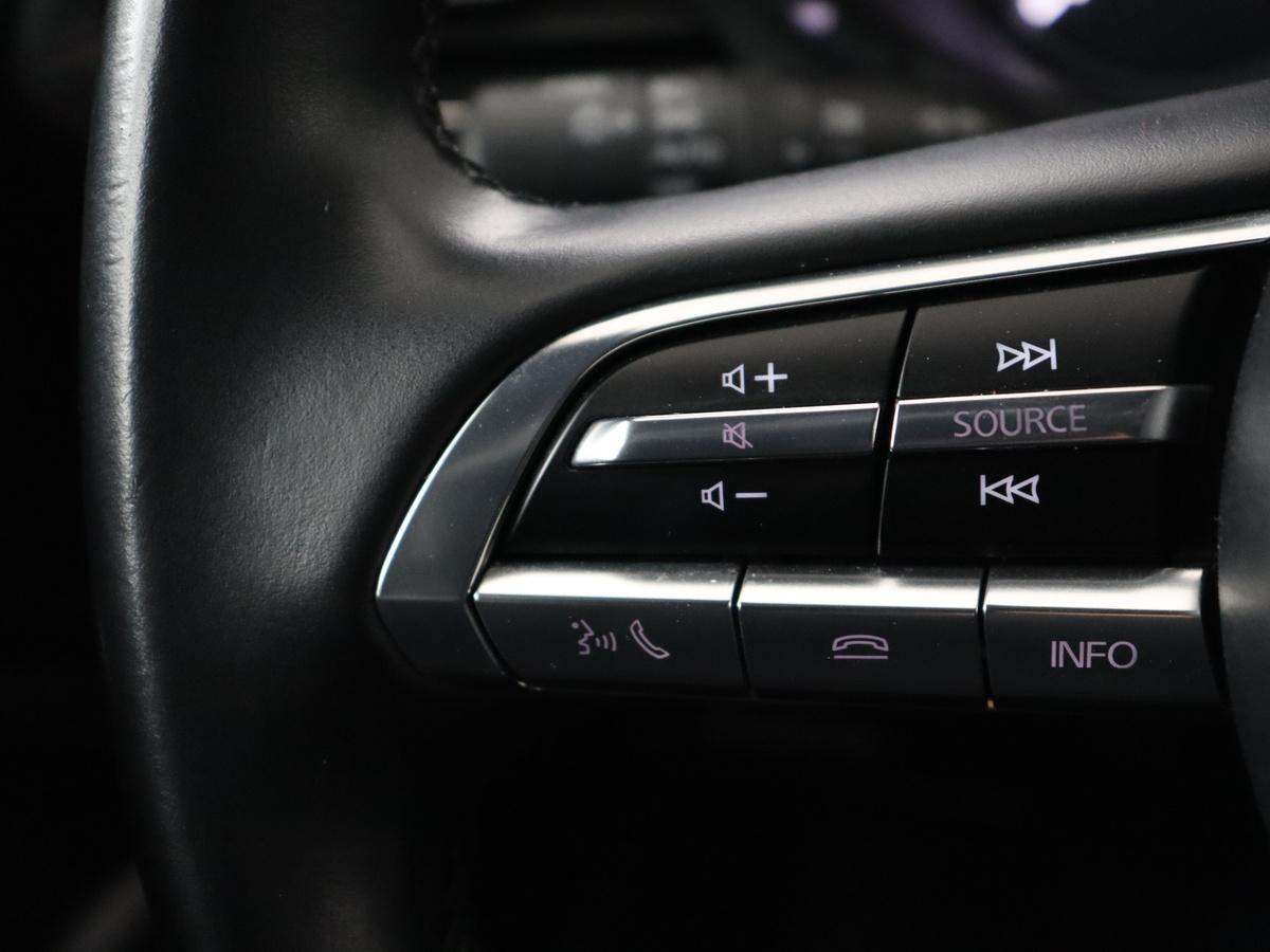 Mazda 3 Mazda 3 2.0 e-SkyActiv-G M Hybrid 150 Homura |  Stoelverwarming | Head-Up | Adaptive cruise | Camera | Carplay | Keyless | Full LED | Navigatie | Dodehoek detectie | 58.800km NAP | Origineel NL