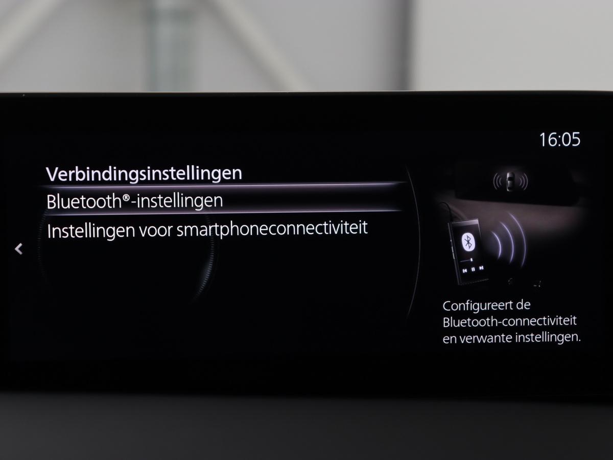 Mazda 3 Mazda 3 2.0 e-SkyActiv-G M Hybrid 150 Homura |  Stoelverwarming | Head-Up | Adaptive cruise | Camera | Carplay | Keyless | Full LED | Navigatie | Dodehoek detectie | 58.800km NAP | Origineel NL