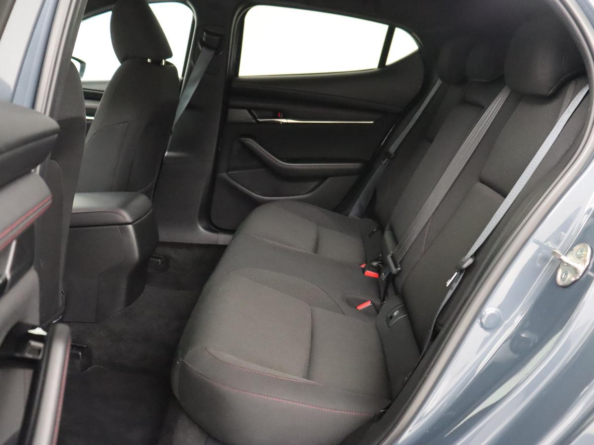 Mazda 3 Mazda 3 2.0 e-SkyActiv-G M Hybrid 150 Homura |  Stoelverwarming | Head-Up | Adaptive cruise | Camera | Carplay | Keyless | Full LED | Navigatie | Dodehoek detectie | 58.800km NAP | Origineel NL