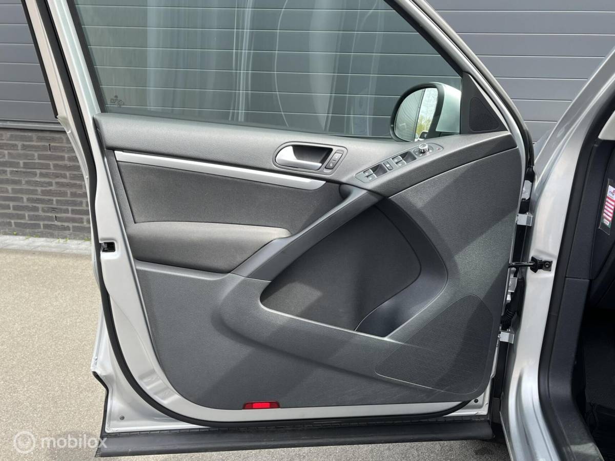 Volkswagen Tiguan Volkswagen Tiguan 1.4 TSI Sport&Style 4Motion CLIMA*CRUISE*HAAK*STOELVERW