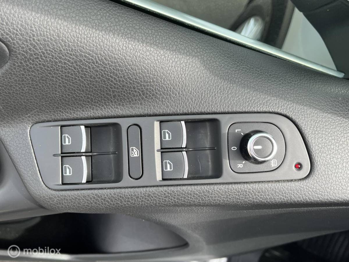 Volkswagen Tiguan Volkswagen Tiguan 1.4 TSI Sport&Style 4Motion CLIMA*CRUISE*HAAK*STOELVERW