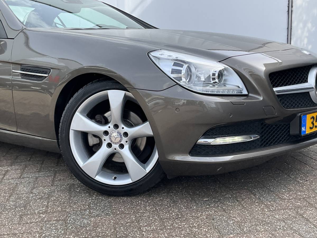 Mercedes-Benz SLK Mercedes-Benz SLK-klasse 200 Aut7 Leer Pano Airscarf Xenon Orig.NL+NAP