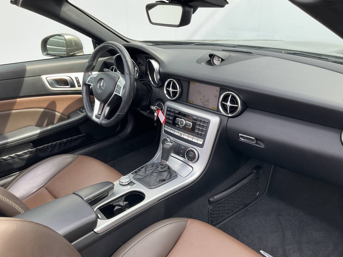 Mercedes-Benz SLK Mercedes-Benz SLK-klasse 200 Aut7 Leer Pano Airscarf Xenon Orig.NL+NAP