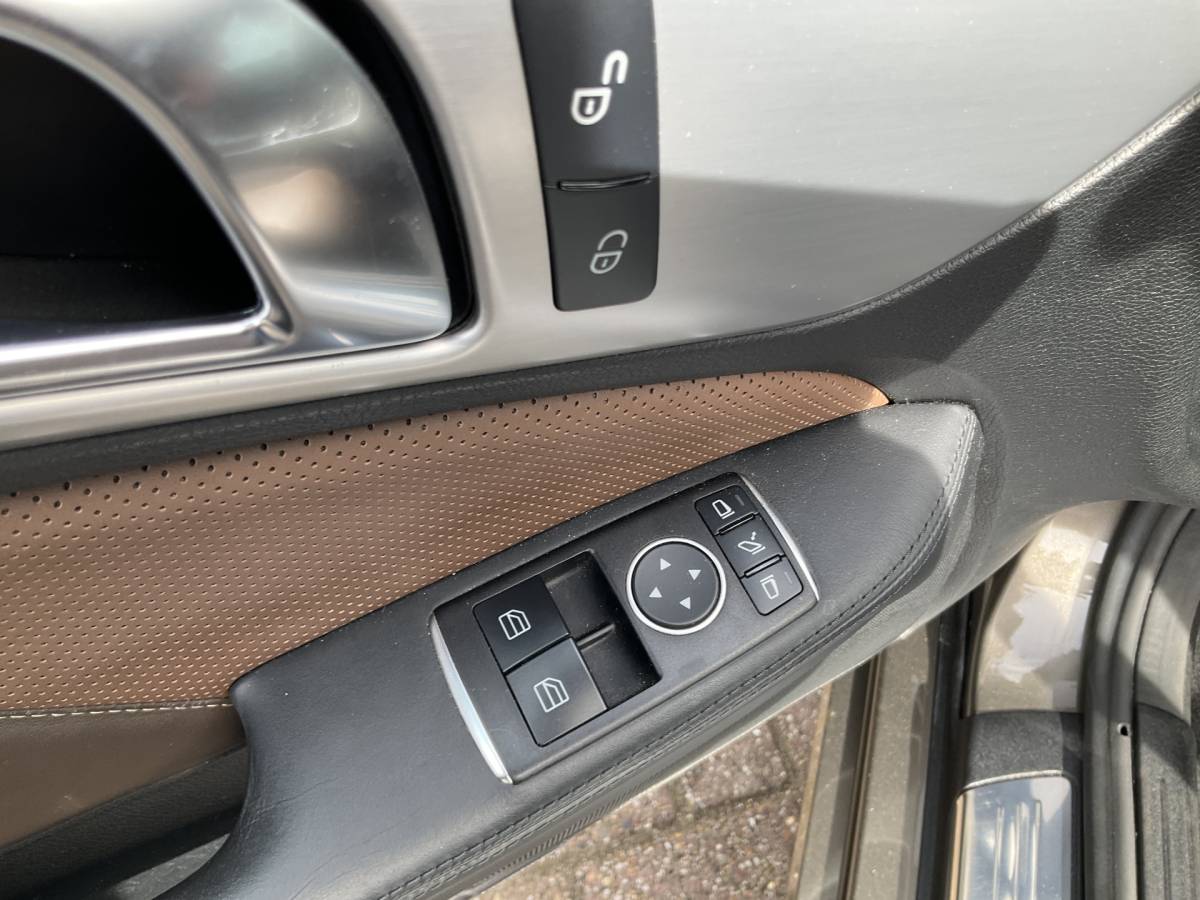 Mercedes-Benz SLK Mercedes-Benz SLK-klasse 200 Aut7 Leer Pano Airscarf Xenon Orig.NL+NAP