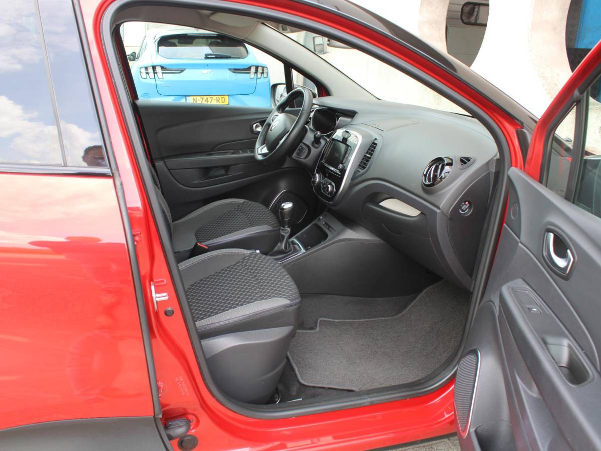 Renault Captur Renault Captur 0.9 TCe Intens | PARKEER ASSISTENT |