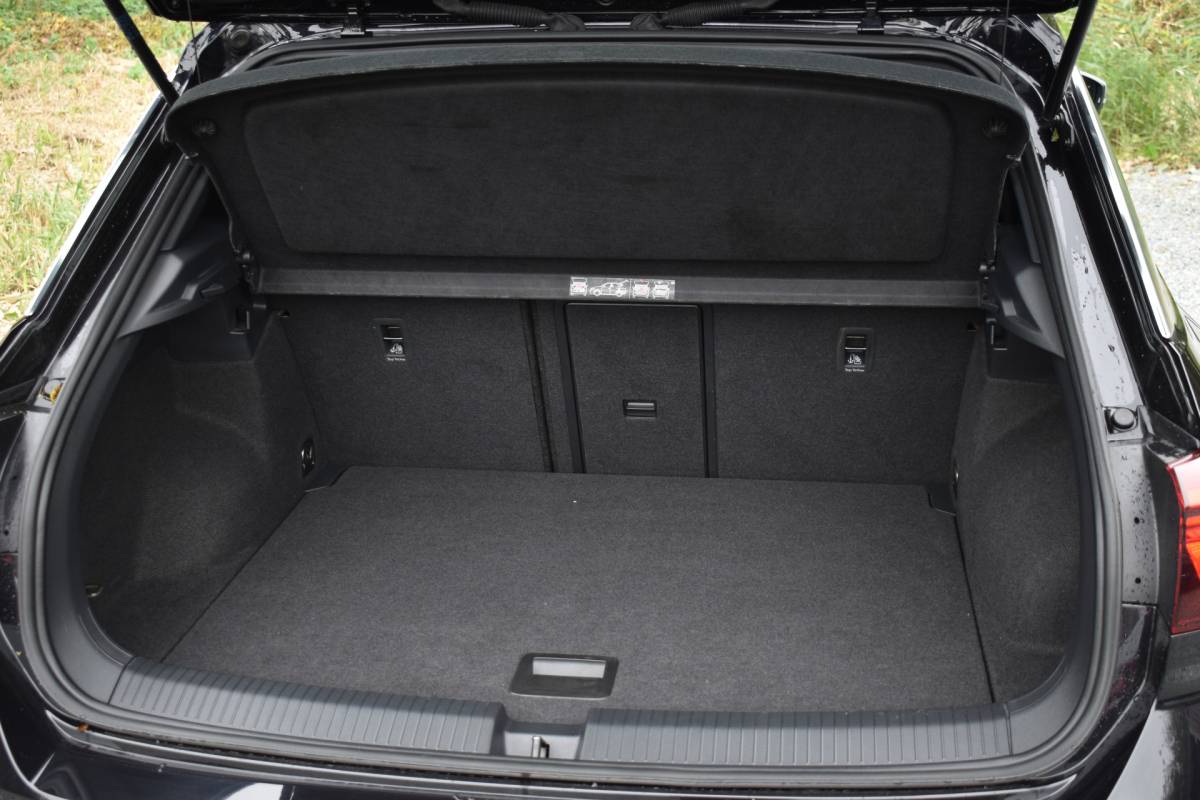 Volkswagen T-Roc Volkswagen T-Roc R 2.0 TSI 300PK DSG 4MOTION R-SPORT LEDER/CAMERA/NAVI/VIRTUAL