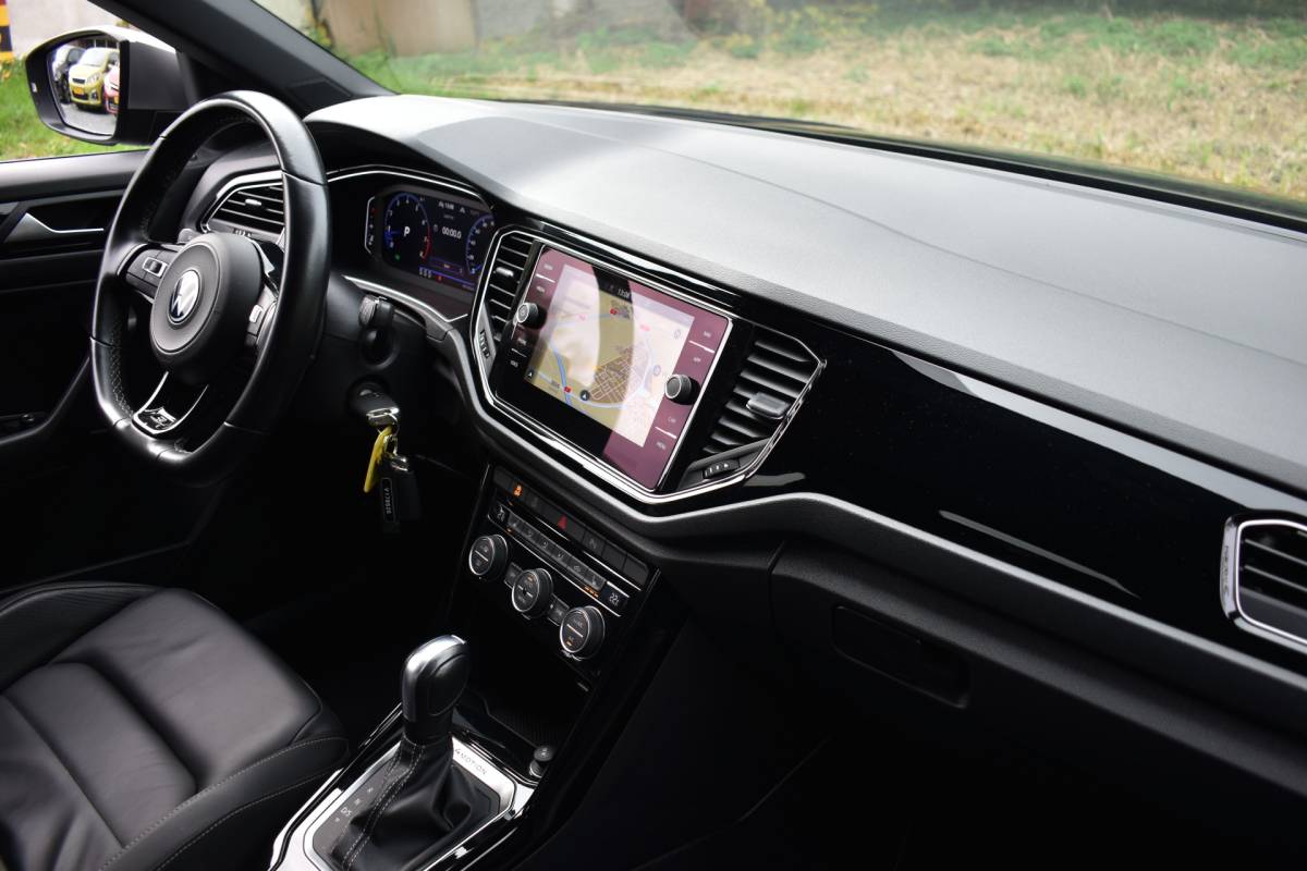 Volkswagen T-Roc Volkswagen T-Roc R 2.0 TSI 300PK DSG 4MOTION R-SPORT LEDER/CAMERA/NAVI/VIRTUAL