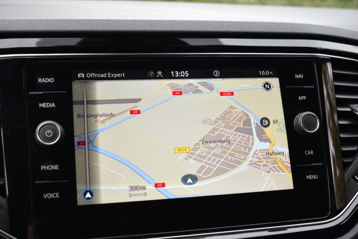 Volkswagen T-Roc Volkswagen T-Roc R 2.0 TSI 300PK DSG 4MOTION R-SPORT LEDER/CAMERA/NAVI/VIRTUAL