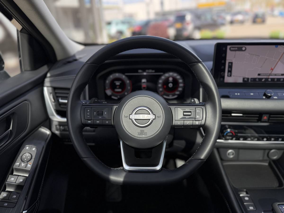 Nissan QASHQAI Nissan Qashqai 1.3 MHEV Xtronic N-Connecta / Automaat / 360 Camera / Panodak / Adap. Cruise / Carplay