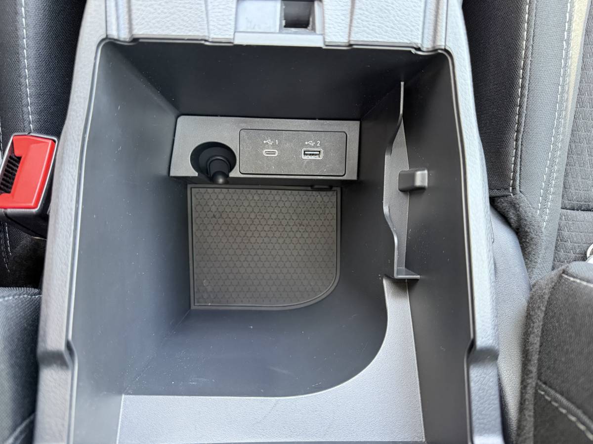 Nissan QASHQAI Nissan Qashqai 1.3 MHEV Xtronic N-Connecta / Automaat / 360 Camera / Panodak / Adap. Cruise / Carplay