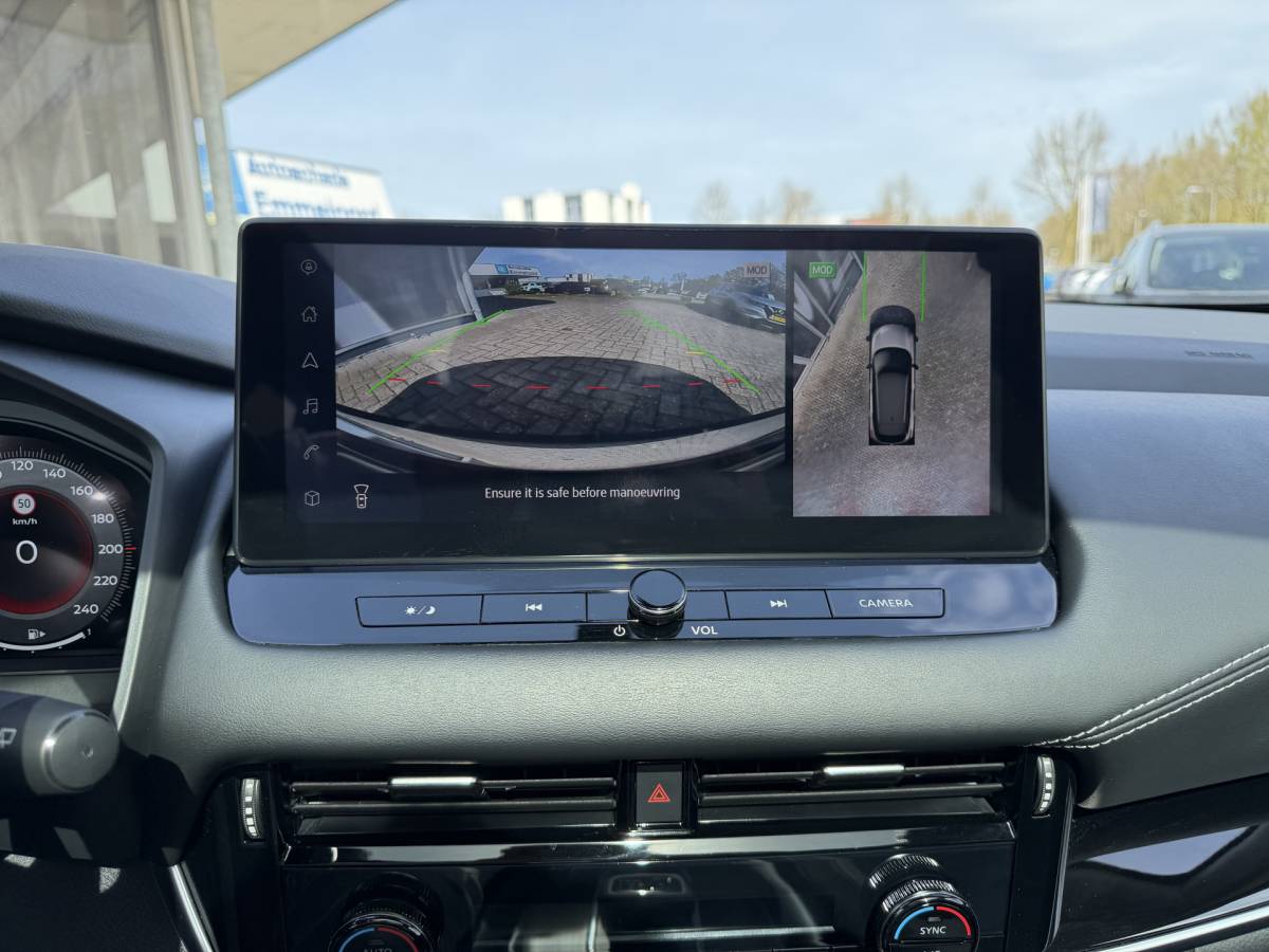 Nissan QASHQAI Nissan Qashqai 1.3 MHEV Xtronic N-Connecta / Automaat / 360 Camera / Panodak / Adap. Cruise / Carplay