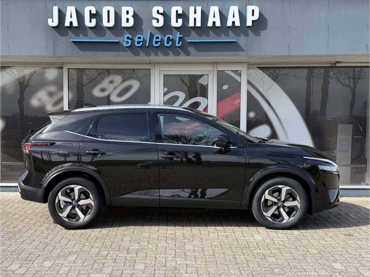 Nissan QASHQAI Nissan Qashqai 1.3 MHEV Xtronic N-Connecta / Automaat / 360 Camera / Panodak / Adap. Cruise / Carplay