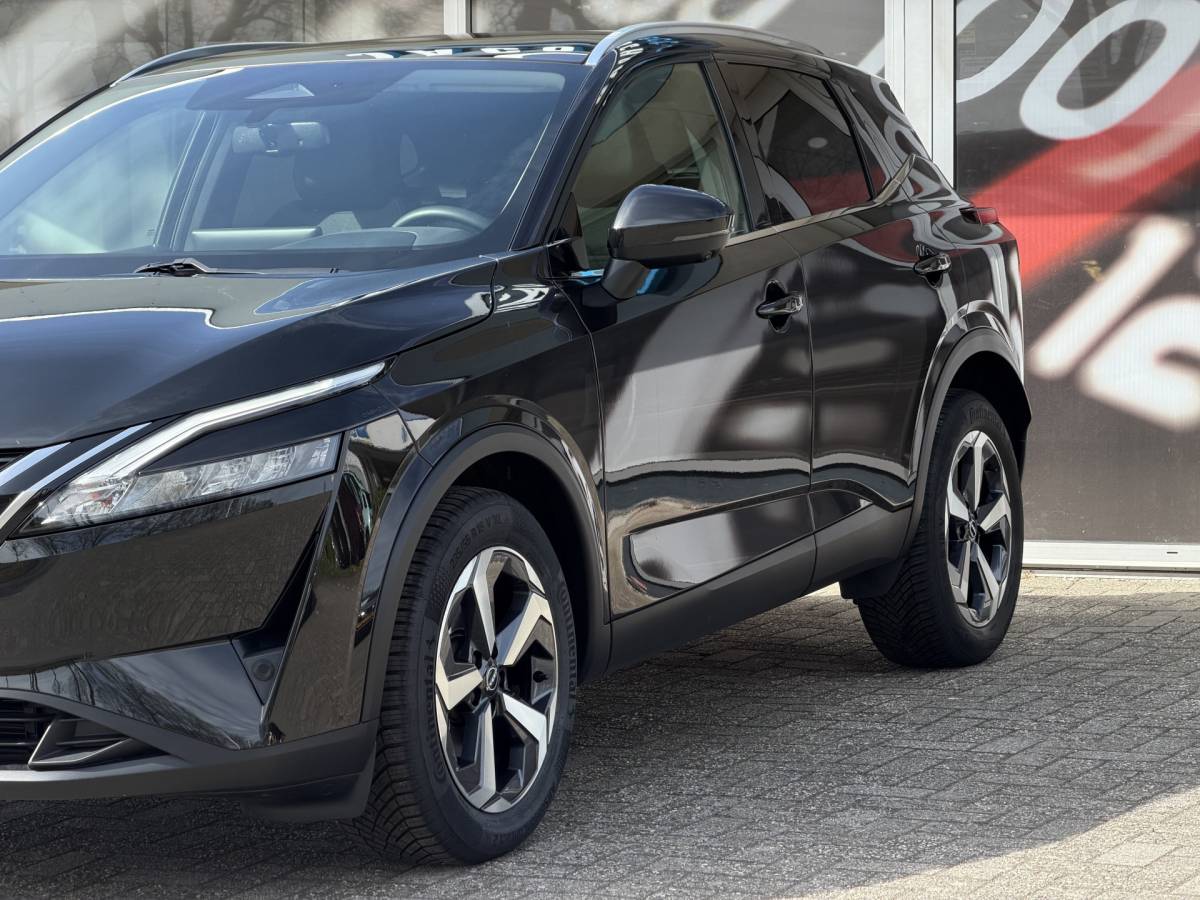 Nissan QASHQAI Nissan Qashqai 1.3 MHEV Xtronic N-Connecta / Automaat / 360 Camera / Panodak / Adap. Cruise / Carplay