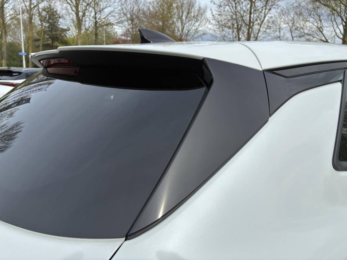 Opel Grandland X Opel Grandland X 1.2 Turbo 130Pk Edition Automaat | Navigatie | Climate Control | Camera | Parkpilot | Cruise control | LED | DAB | LM-Velgen