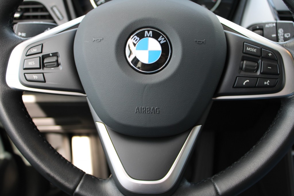 BMW 2 Serie Bmw 2-serie Active Tourer 218i 136pk Automaat Essential ECC/Cruise/Navi/PDC/Trekhaak