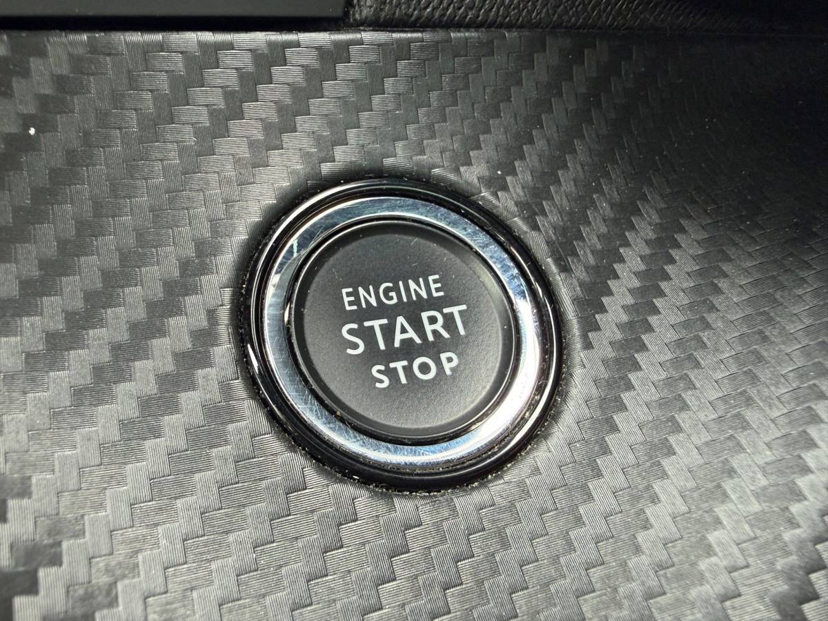 Peugeot 208 Peugeot 208 1.2 PureTech GT-Line | Pano | 3D-Cockpit |LED |