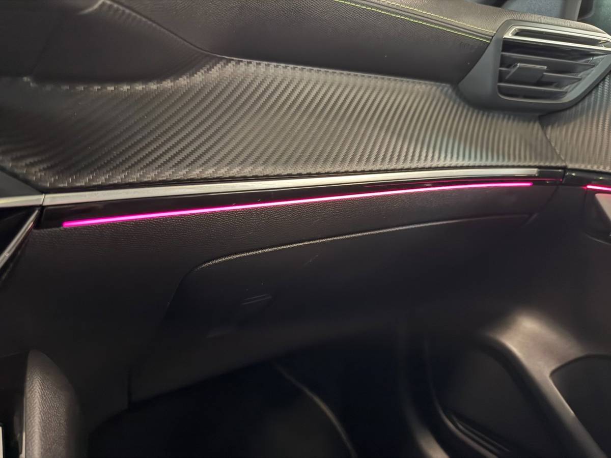 Peugeot 208 Peugeot 208 1.2 PureTech GT-Line | Pano | 3D-Cockpit |LED |