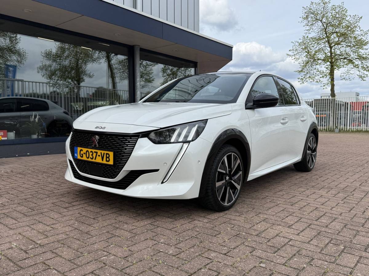 Peugeot 208 Peugeot 208 1.2 PureTech GT-Line | Pano | 3D-Cockpit |LED |