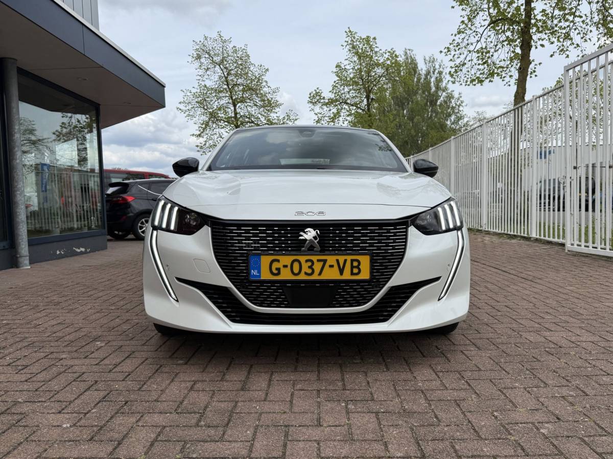 Peugeot 208 Peugeot 208 1.2 PureTech GT-Line | Pano | 3D-Cockpit |LED |