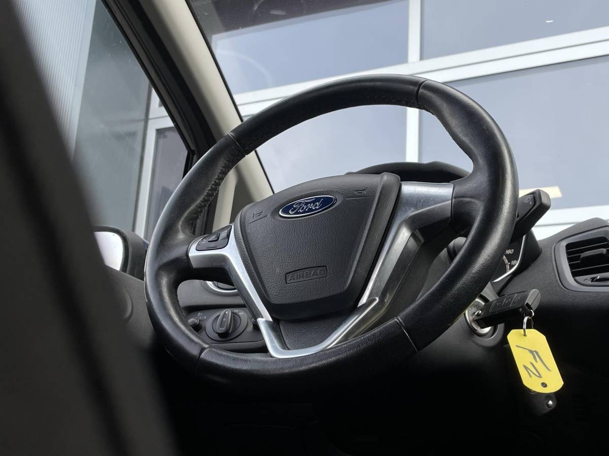 Ford Fiesta Ford Fiesta 1.0 Style – Navigatie – Trekhaak – Bluetooth