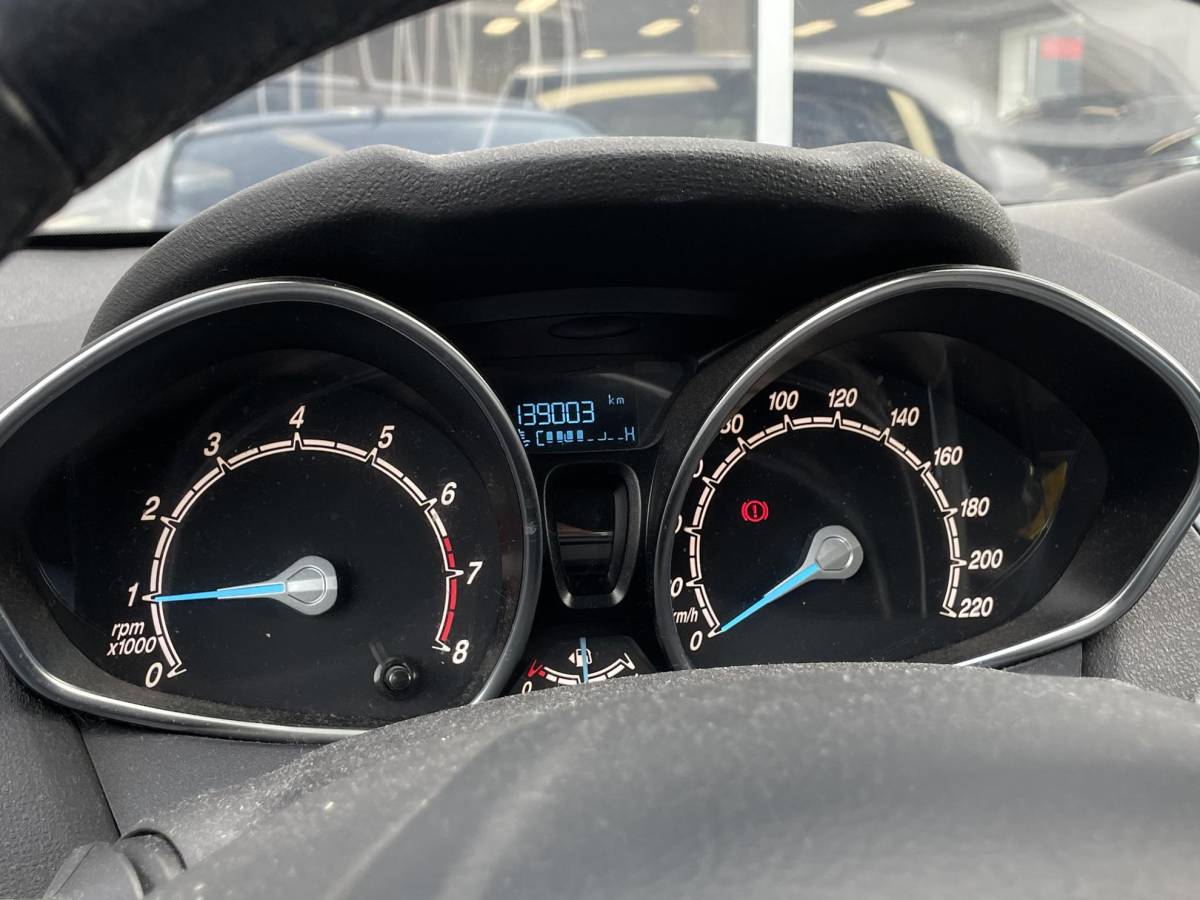 Ford Fiesta Ford Fiesta 1.0 Style – Navigatie – Trekhaak – Bluetooth