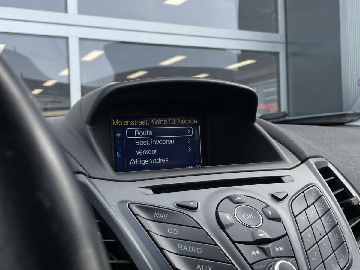 Ford Fiesta Ford Fiesta 1.0 Style – Navigatie – Trekhaak – Bluetooth