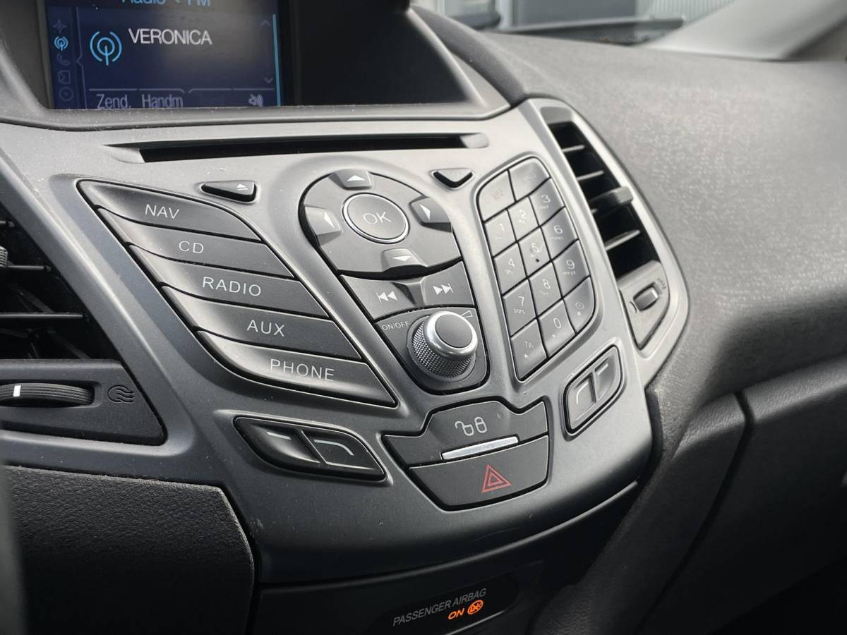 Ford Fiesta Ford Fiesta 1.0 Style – Navigatie – Trekhaak – Bluetooth